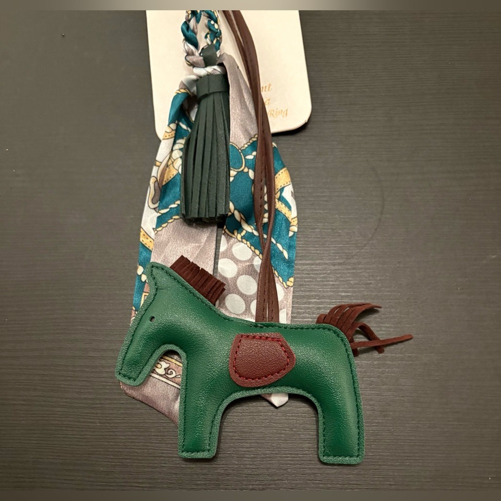 Green Horse Handbag Charm with Scarf Accessory Keychain Faux Leather NWT - Picture 2 of 3